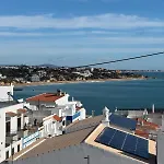 Relaxing In Jardim Albufeira